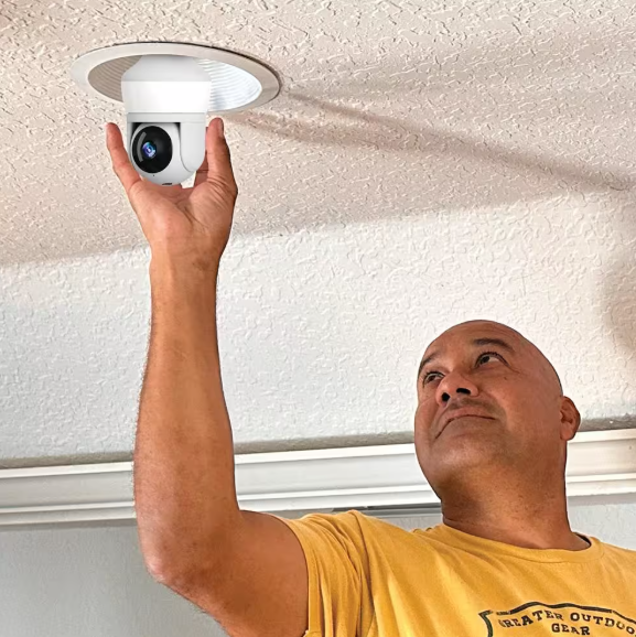 Motion Detecting 360-Degree Indoor/Outdoor Wi-Fi Home Security Camera with Light