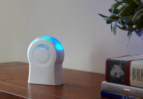 Hampton Bay- Wireless Battery Operated Tabletop Doorbell Kit with LED Strobe Light and Wireless Push Button, White
