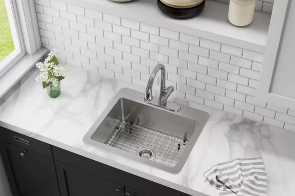 Elkay Avenue 25 in. Drop-In/Undermount Single Bowl 18-Gauge Stainless Steel Kitchen Sink with Accessories HDSB25229TR3