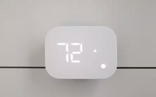 Commercial Electric Wi-Fi and Bluetooth Enabled Smart Programmable Thermostat with Schedules Powered by Hubspace