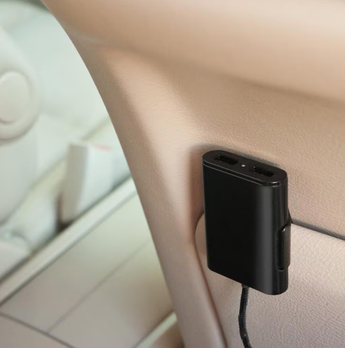 9.6 Amp 4-Port Front and Back Seat Charger