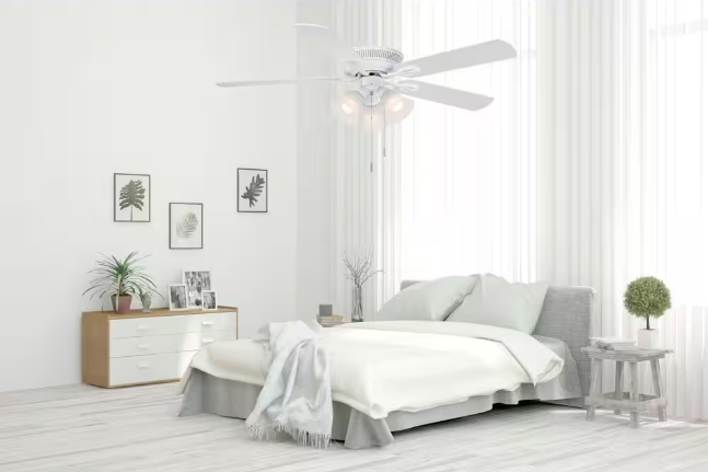 Hampton Bay Glendale III 52 in. LED Indoor White Ceiling Fan with Light and Pull Chains AK338-WH