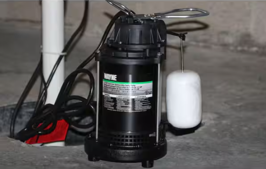 Wayne 1/3 HP Cast Iron Submersible Sump Pump with Vertical Float Switch